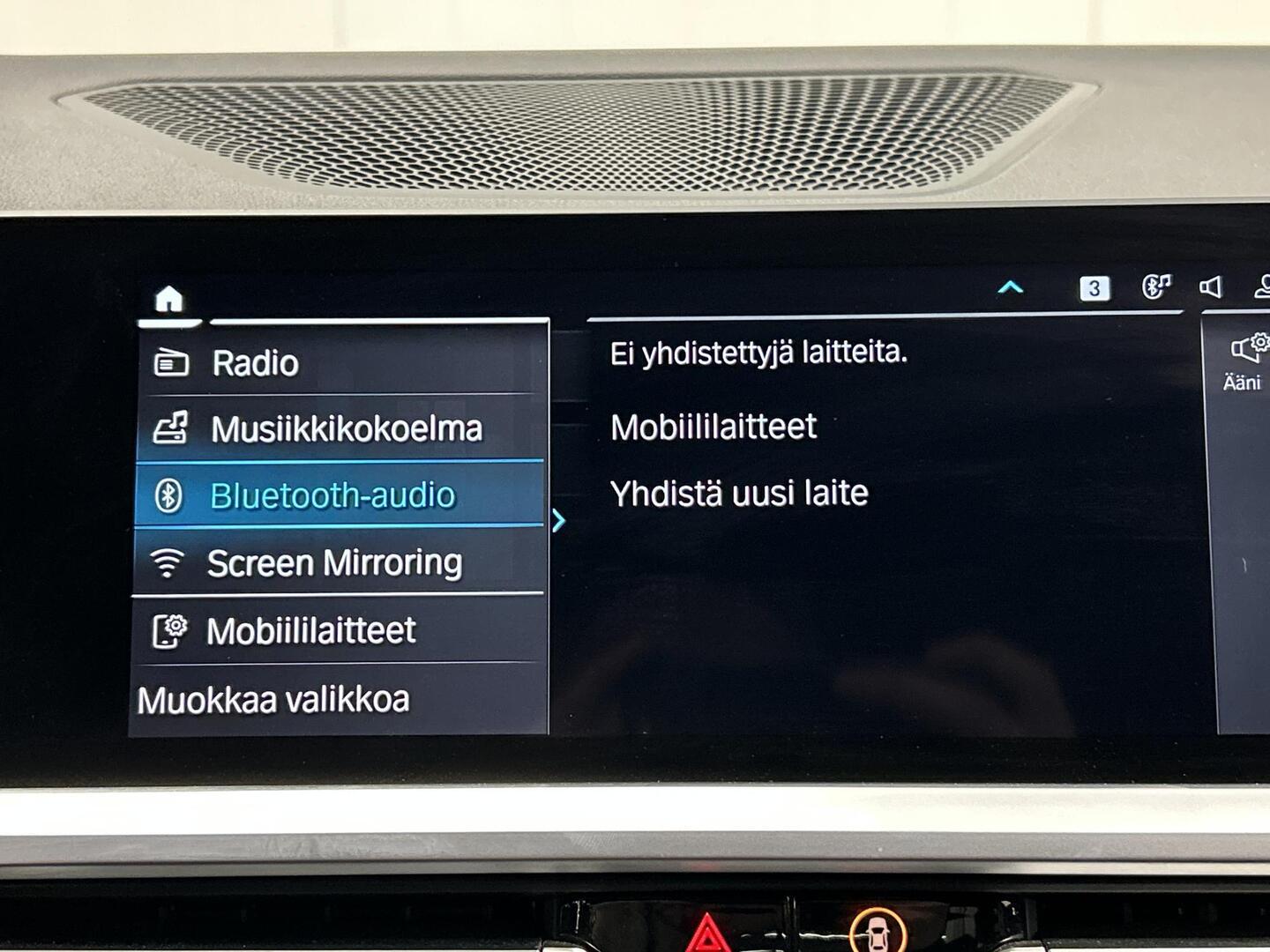 BMW 330 2019