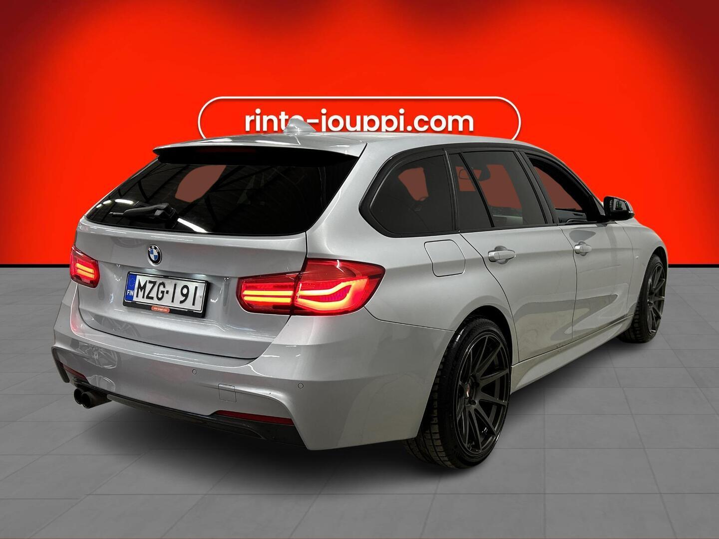 BMW 320 2016