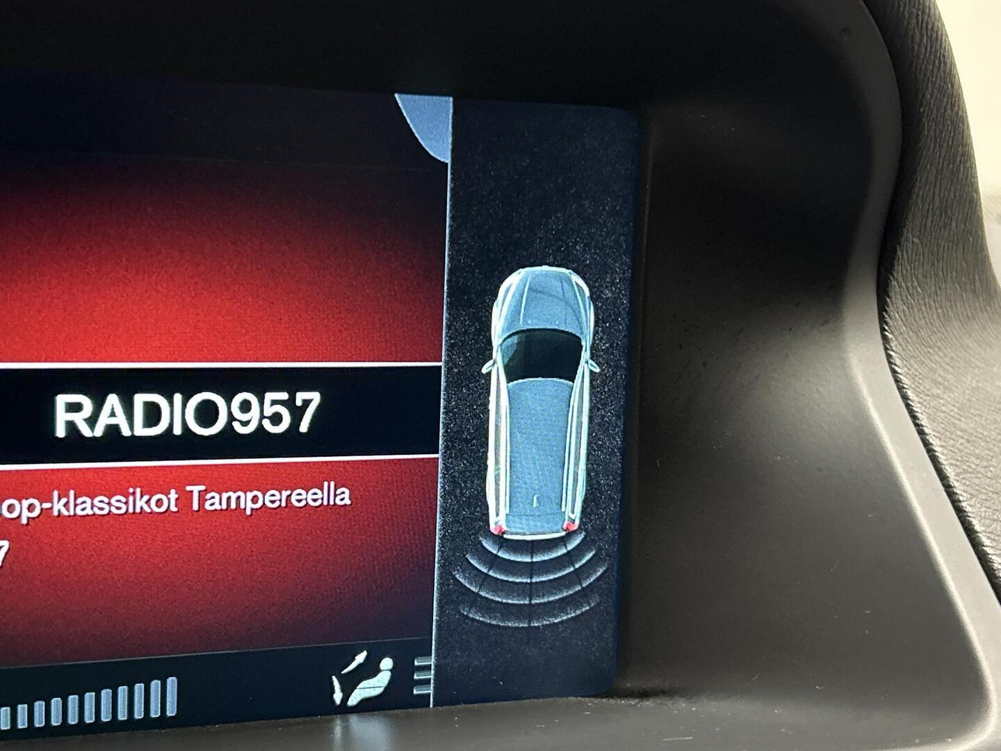 VOLVO XC70 2015
