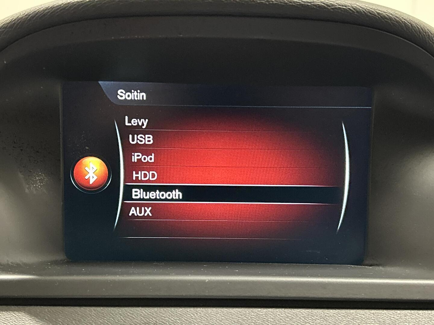 VOLVO XC70 2015