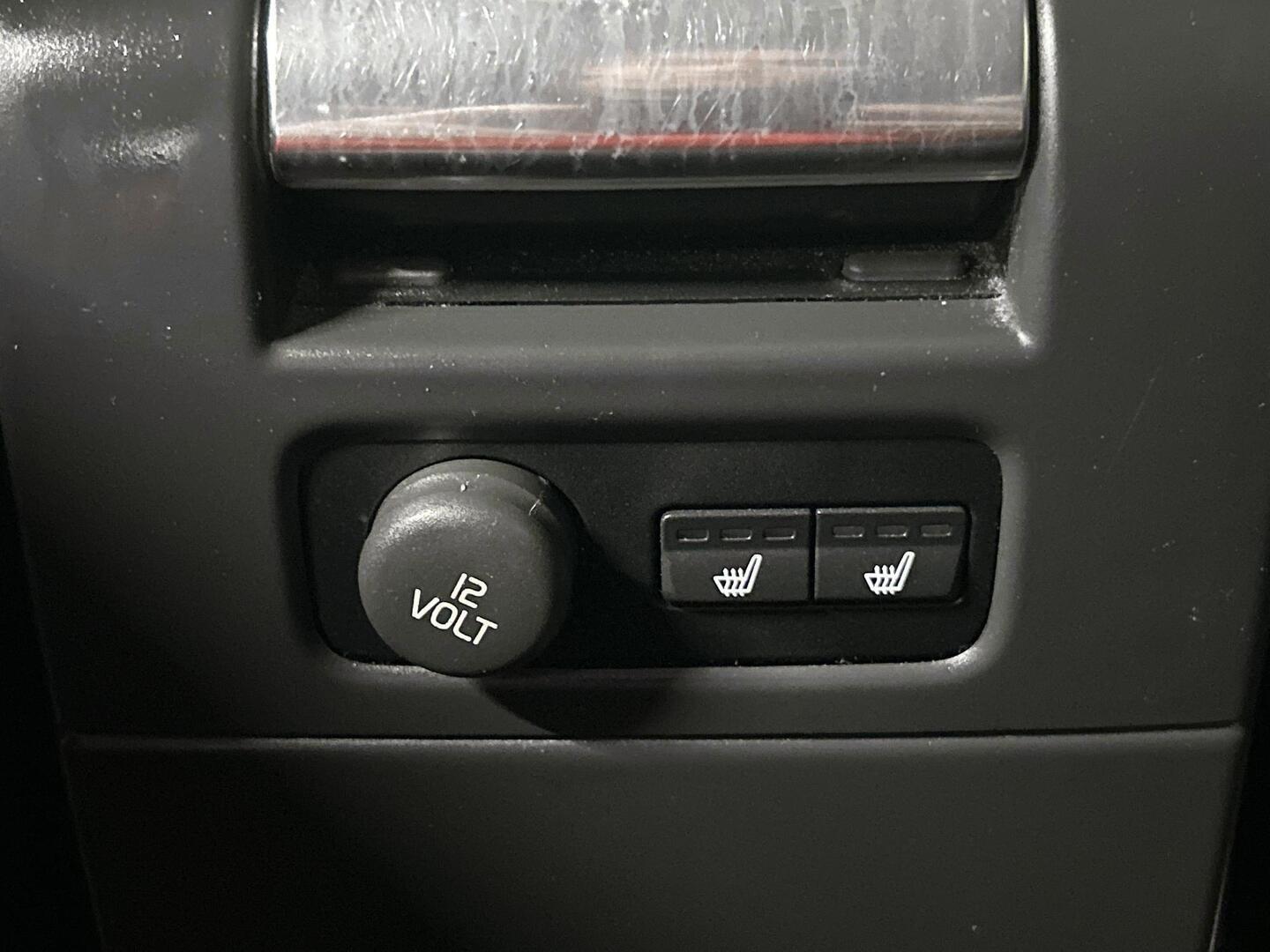 VOLVO XC70 2015