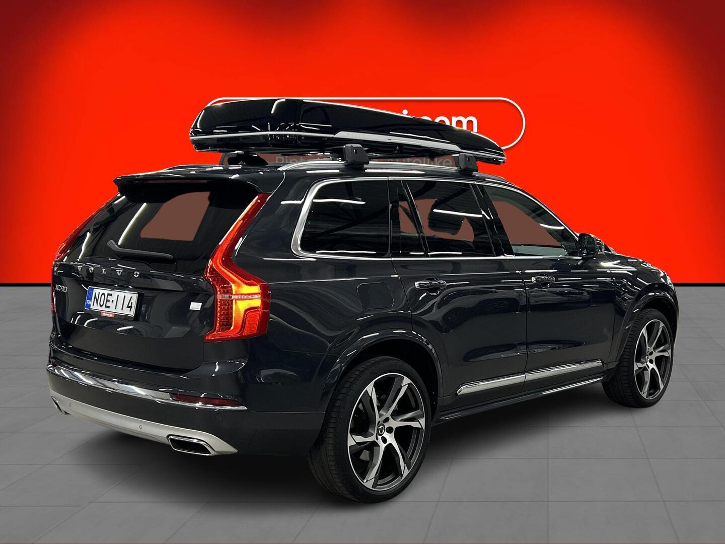 VOLVO XC90 2021