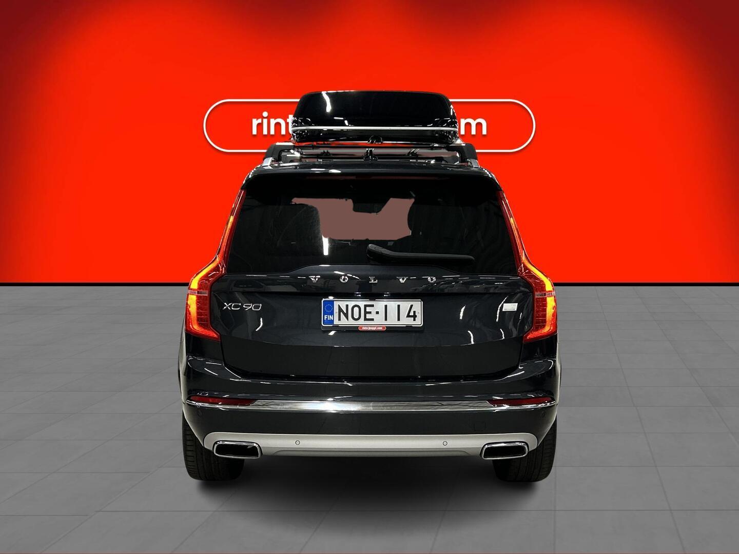 VOLVO XC90 2021