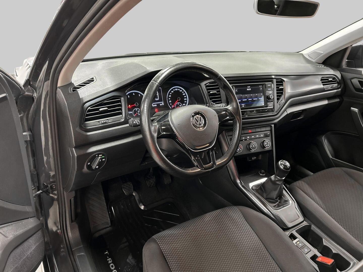 VOLKSWAGEN T-Roc 2018