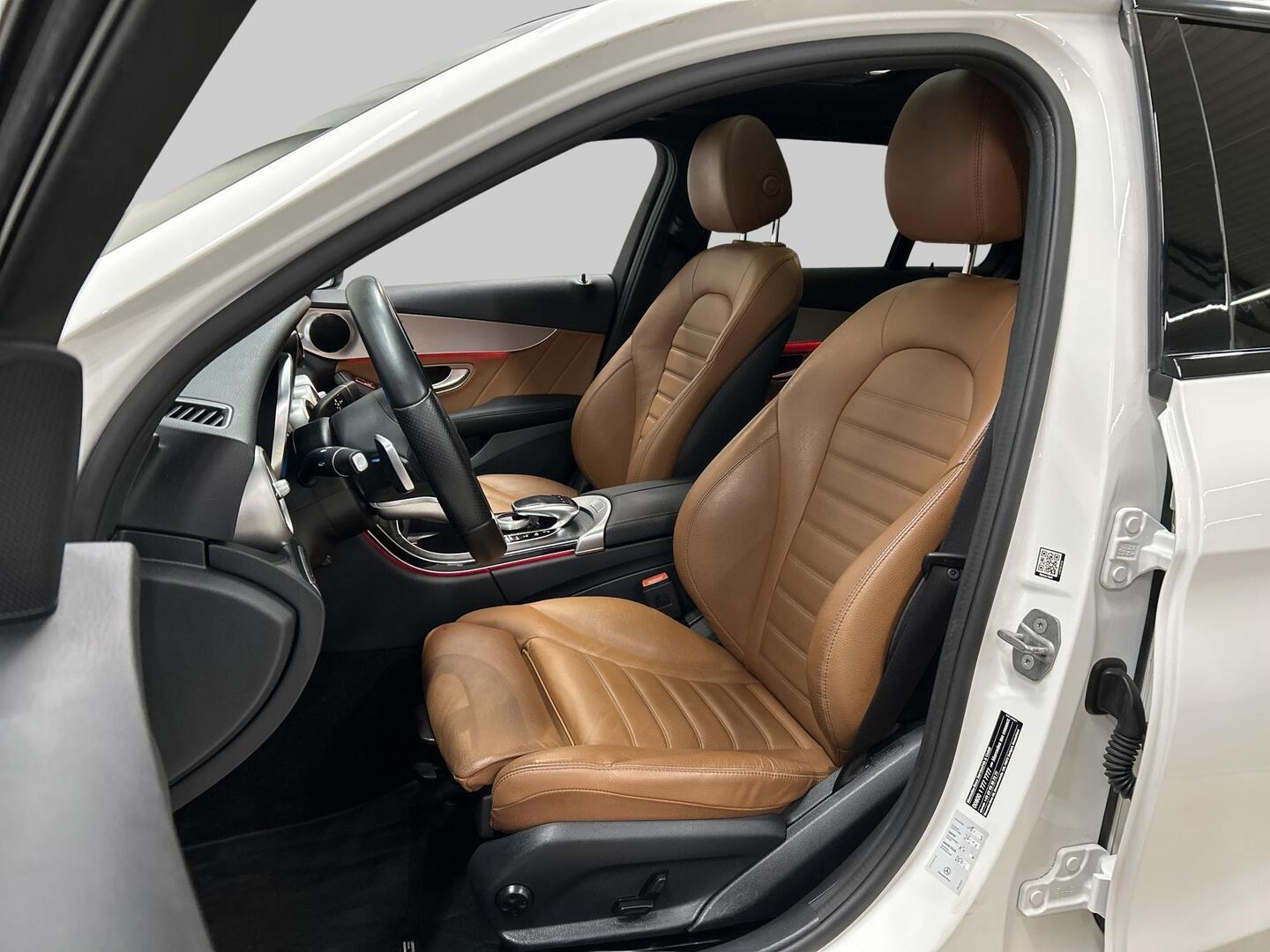 MERCEDES-BENZ C 2020