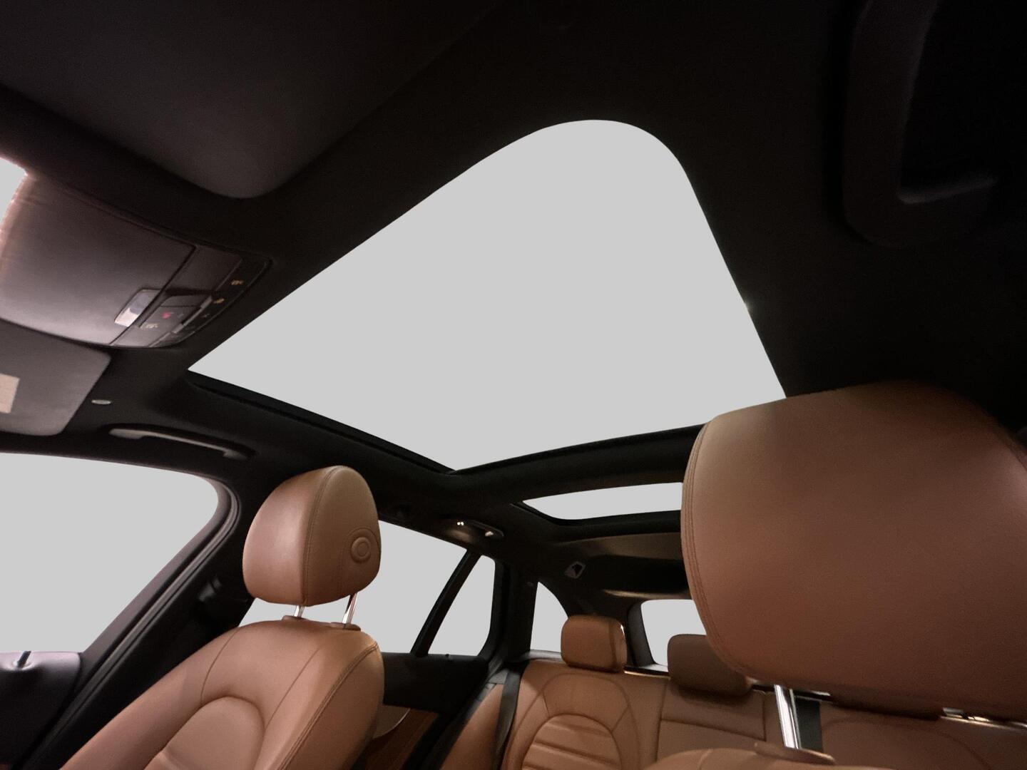 MERCEDES-BENZ C 2020