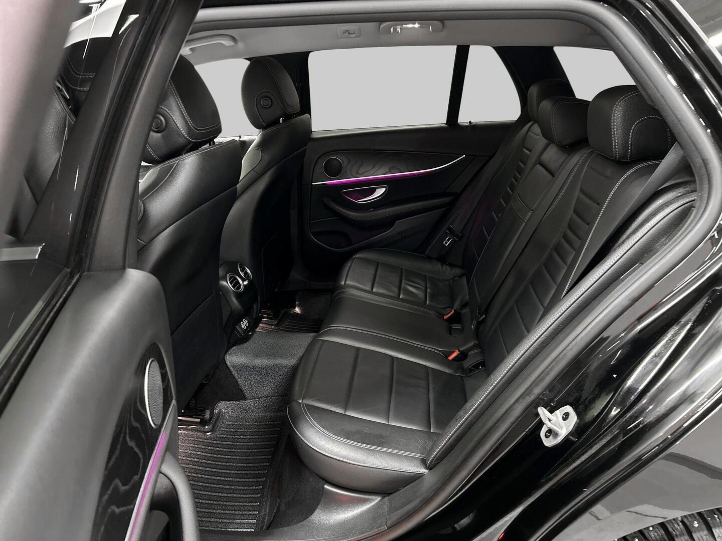 MERCEDES-BENZ E 2020