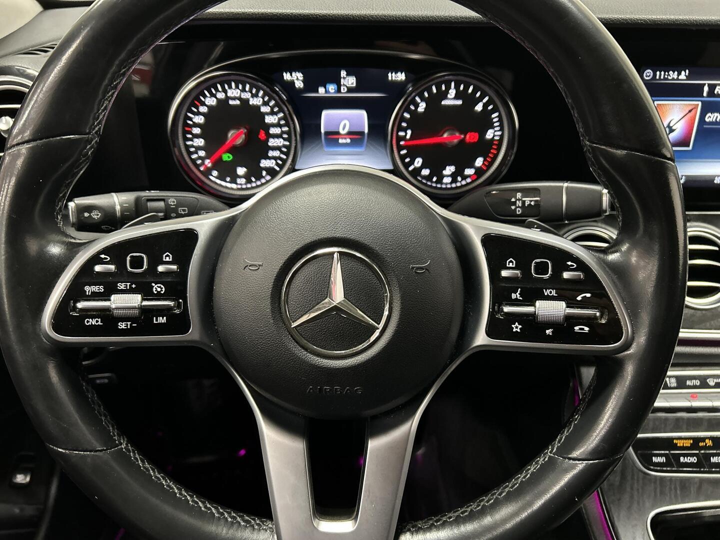 MERCEDES-BENZ E 2020