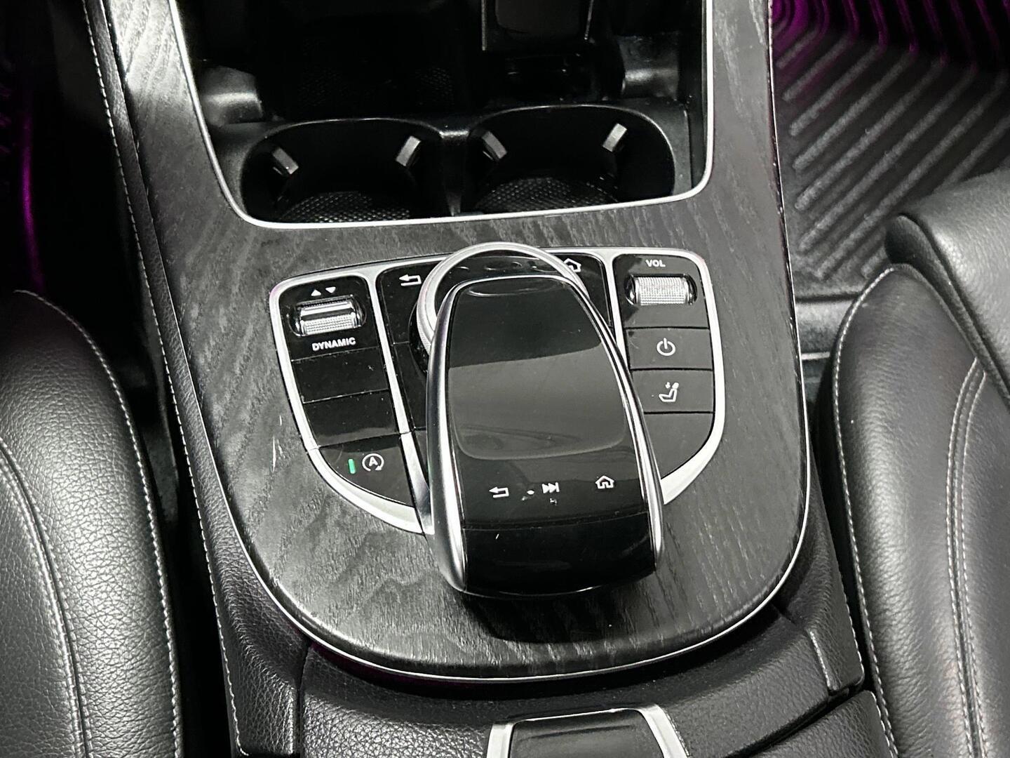 MERCEDES-BENZ E 2020