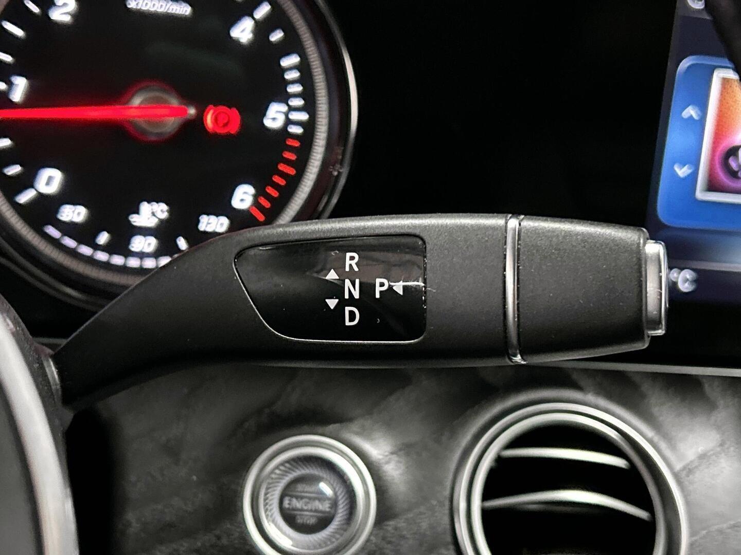 MERCEDES-BENZ E 2020