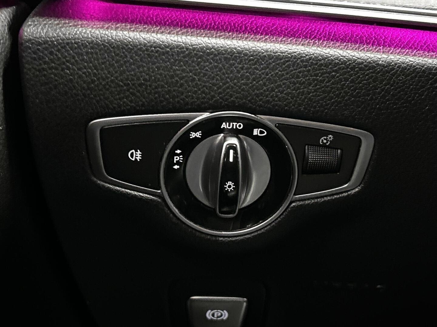 MERCEDES-BENZ E 2020