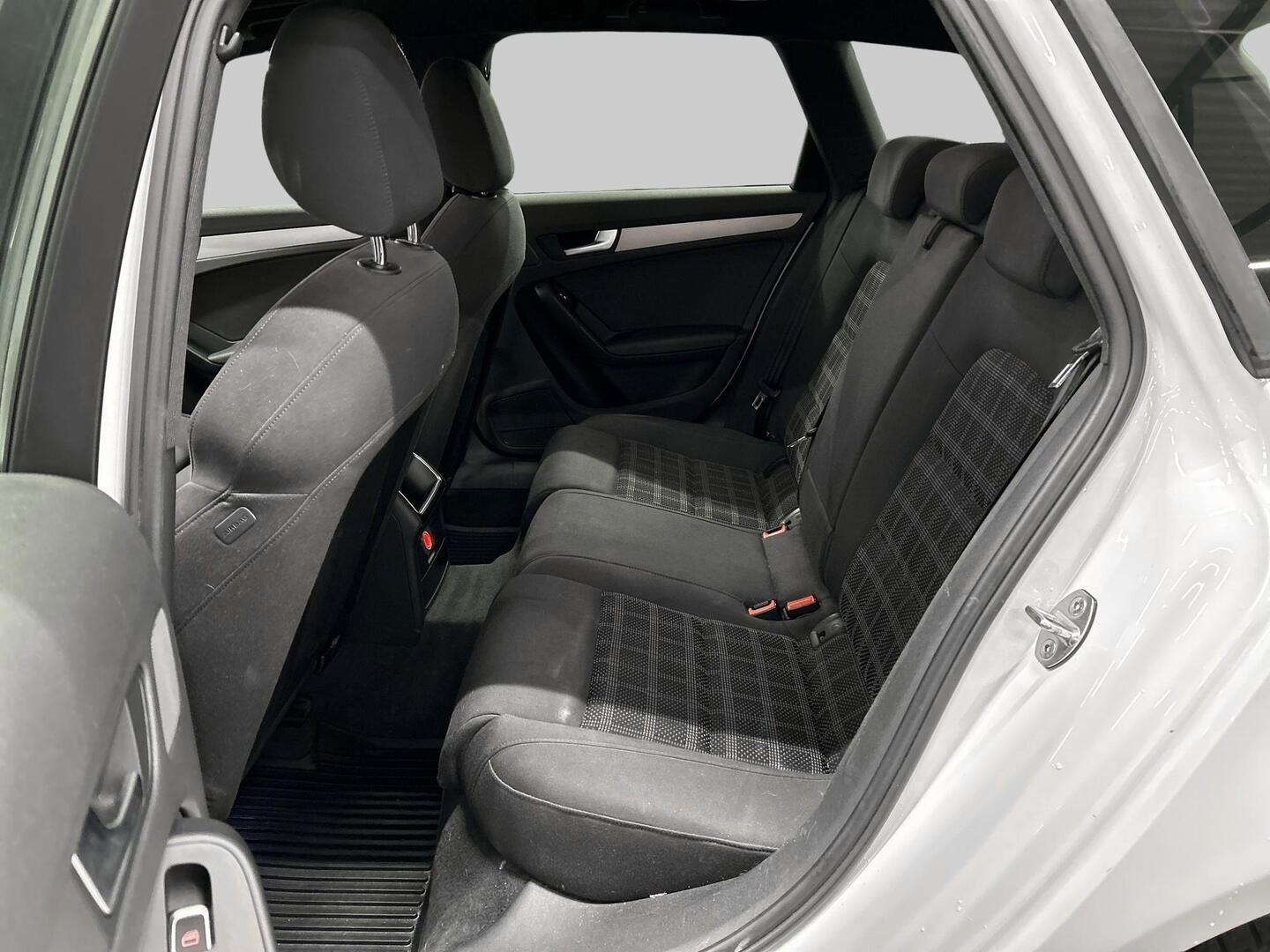 AUDI A4 2013