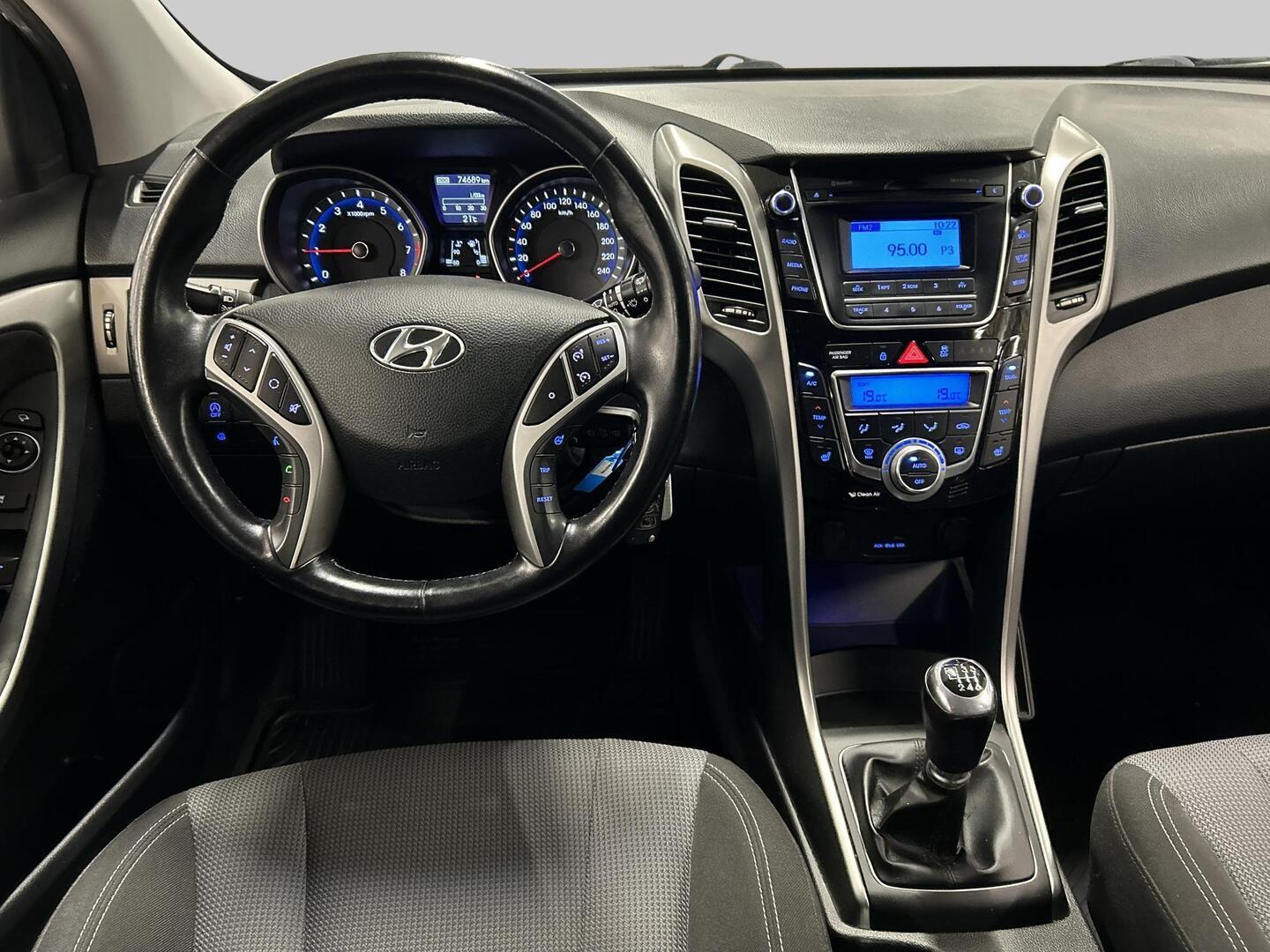 HYUNDAI i30 5d 2014