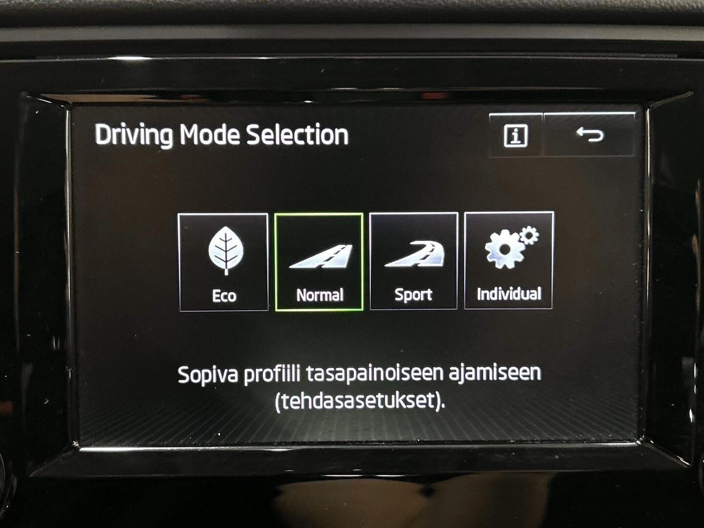 SKODA Octavia 2016
