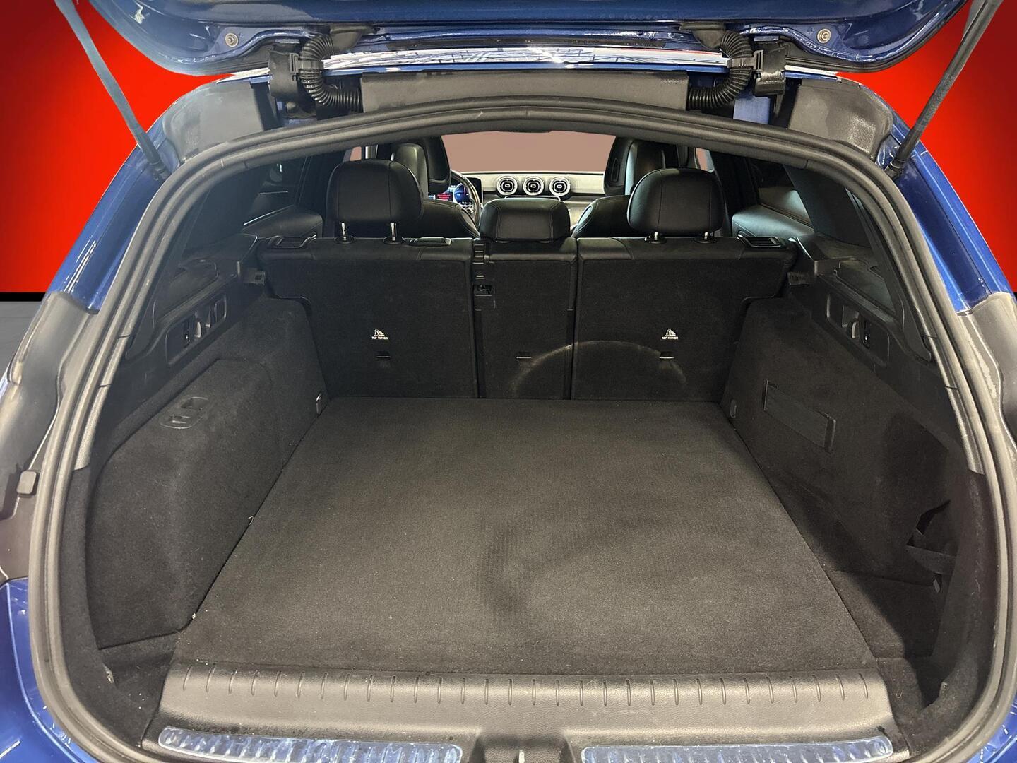 MERCEDES-BENZ C 2021