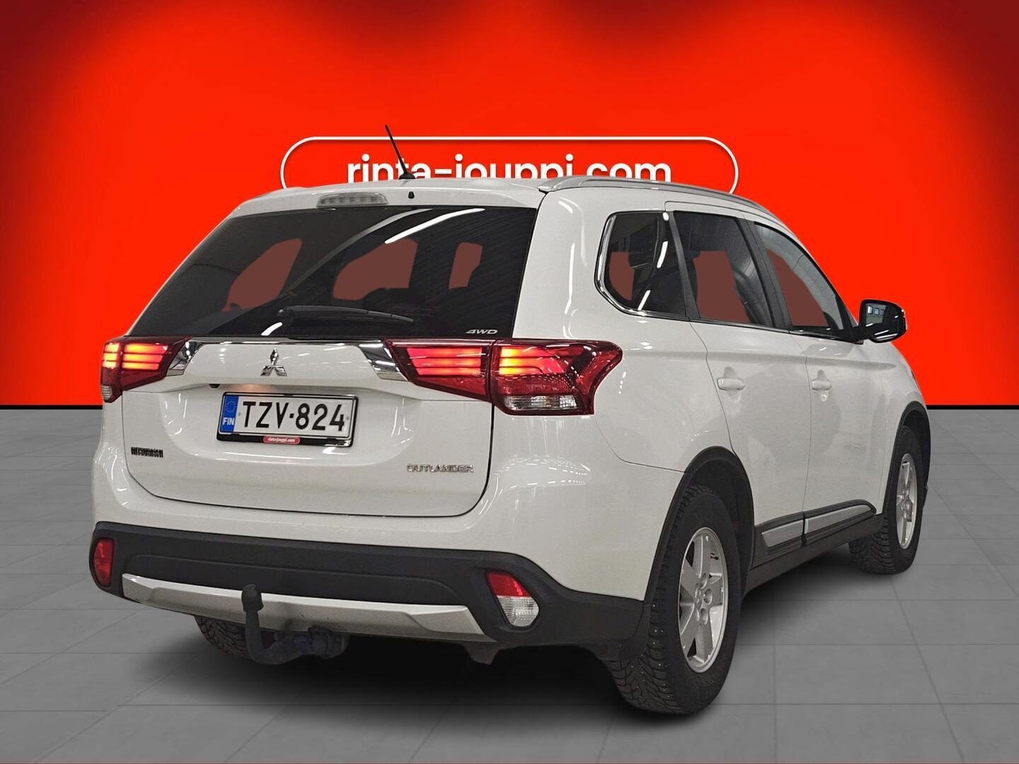 MITSUBISHI Outlander 2015