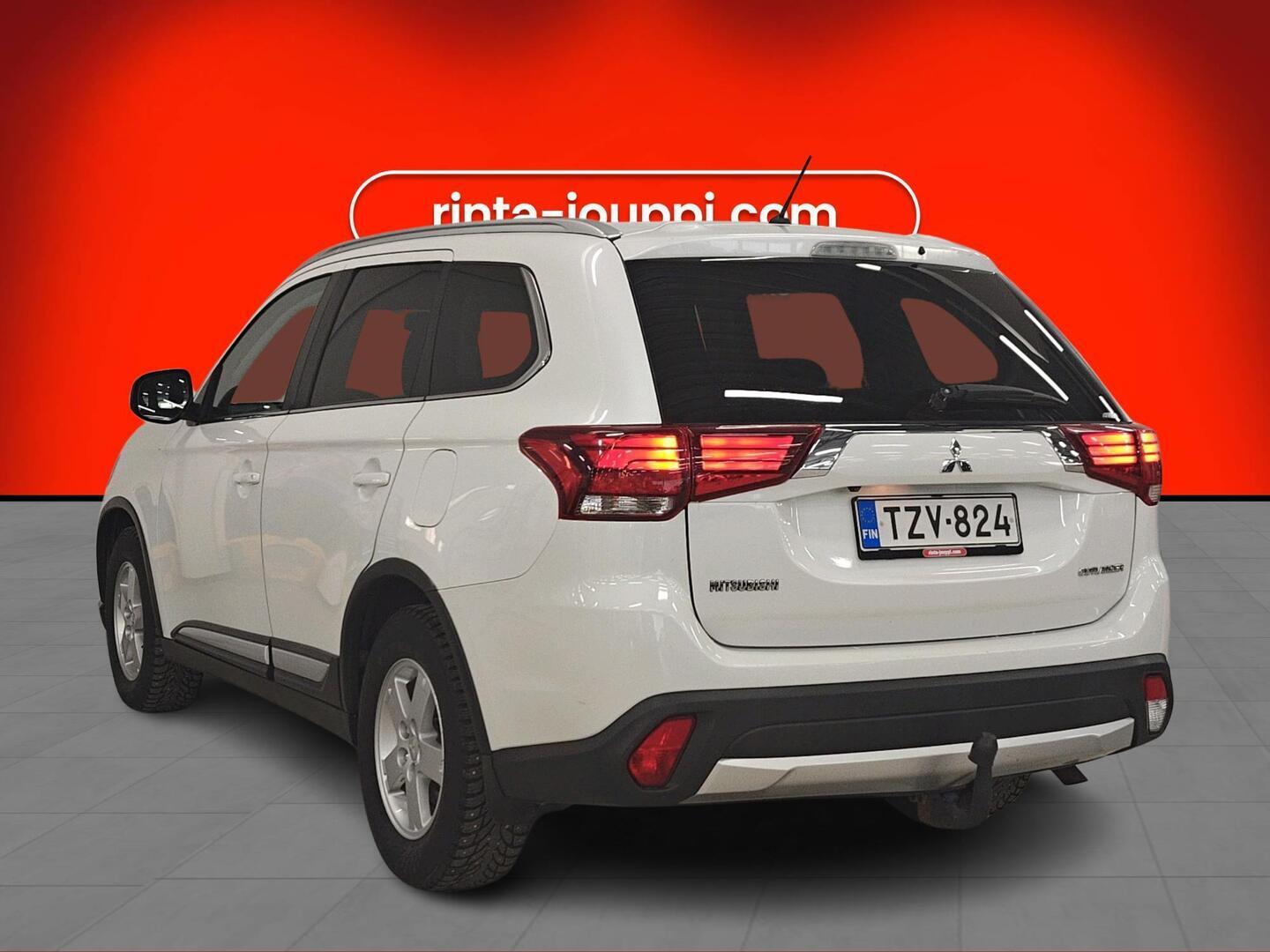 MITSUBISHI Outlander 2015
