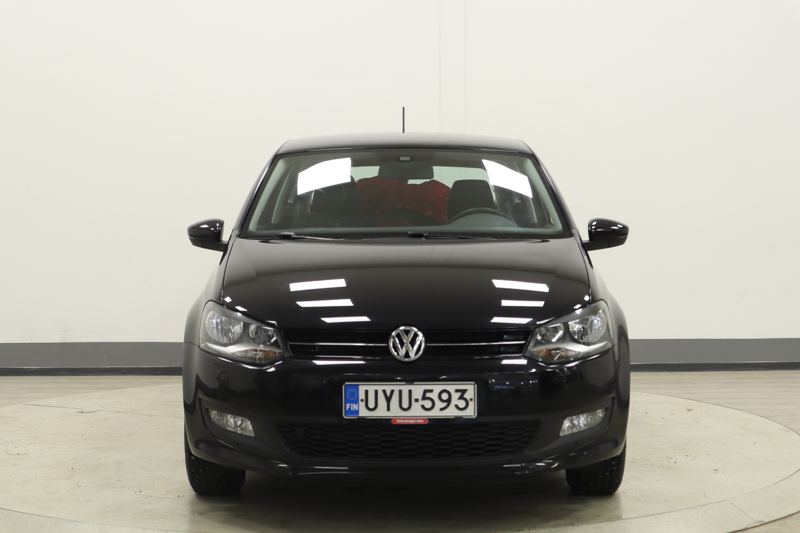 VOLKSWAGEN Polo 2014