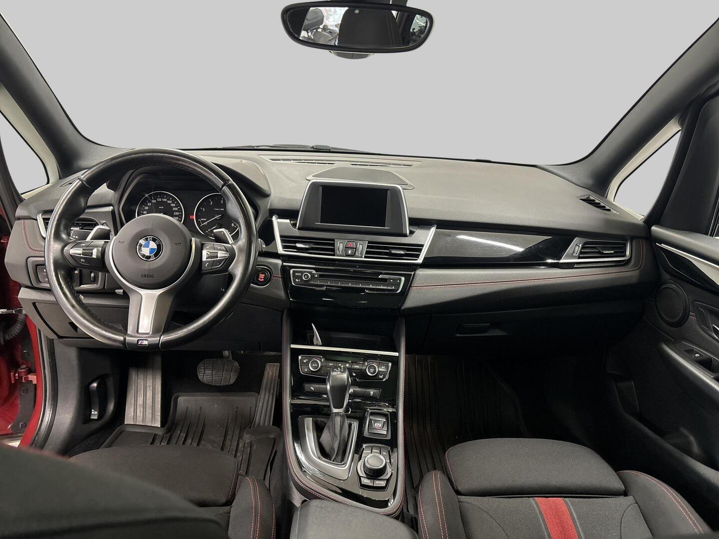 BMW 220 2016