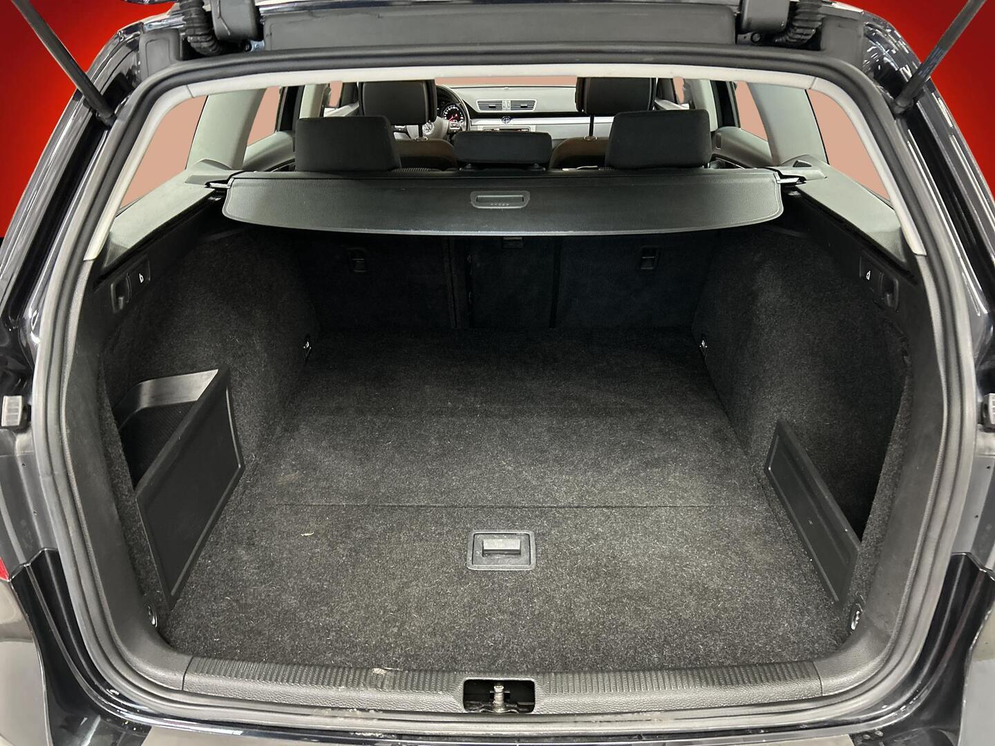 VOLKSWAGEN Passat 2012