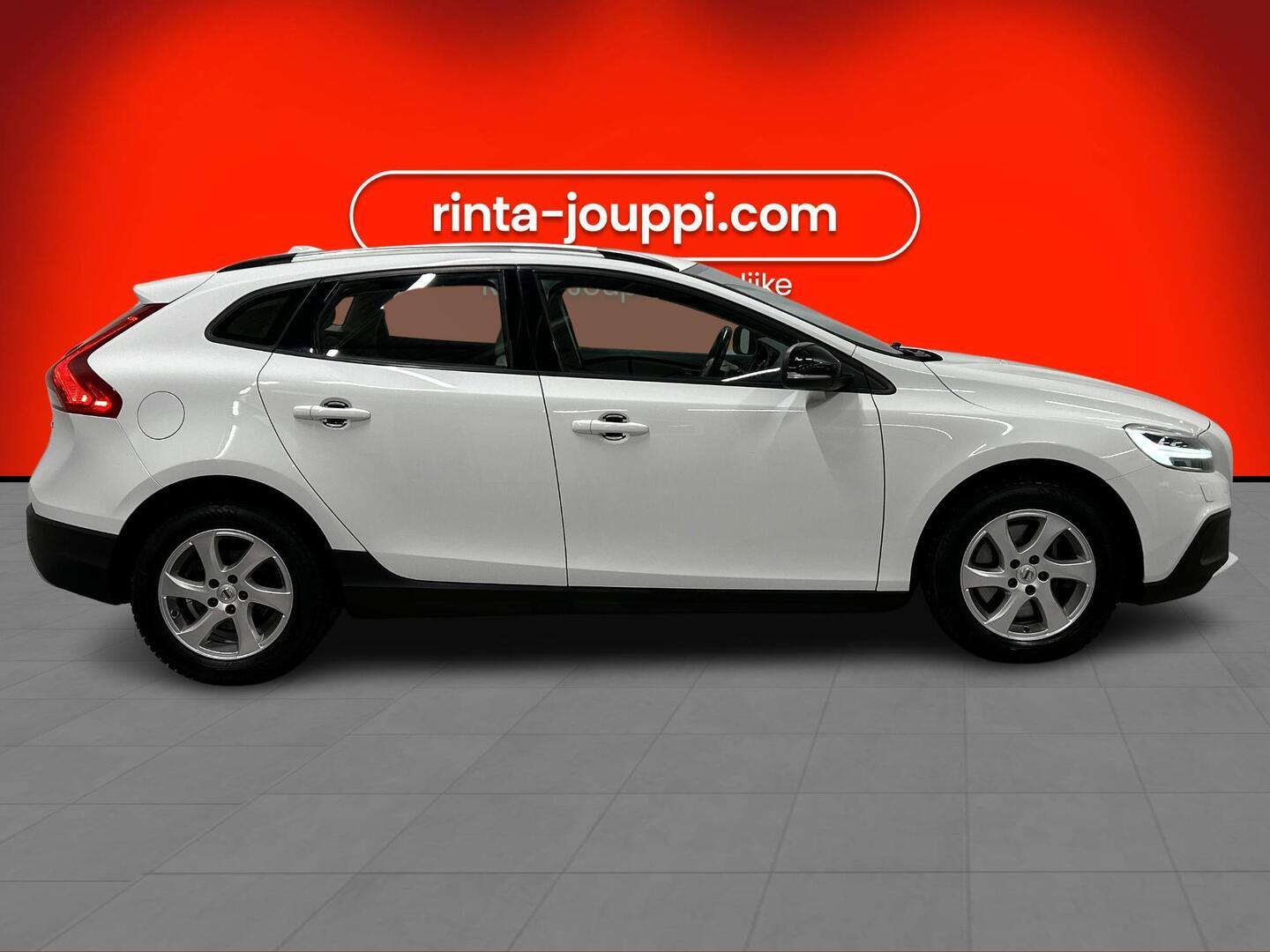 VOLVO V40 Cross Country 2017