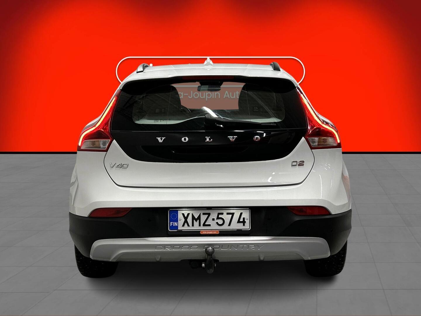 VOLVO V40 Cross Country 2017