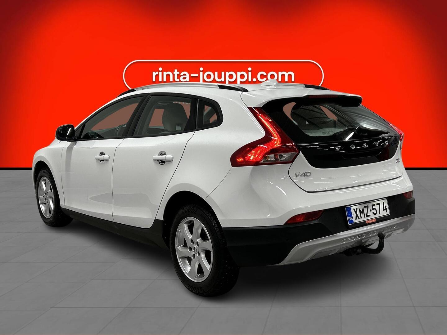 VOLVO V40 Cross Country 2017