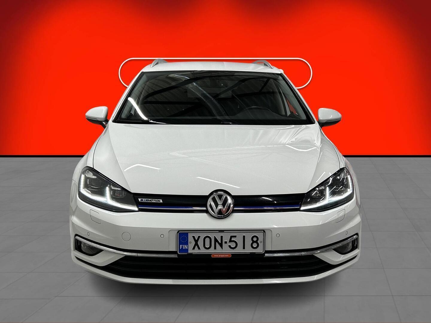 VOLKSWAGEN Golf 2018
