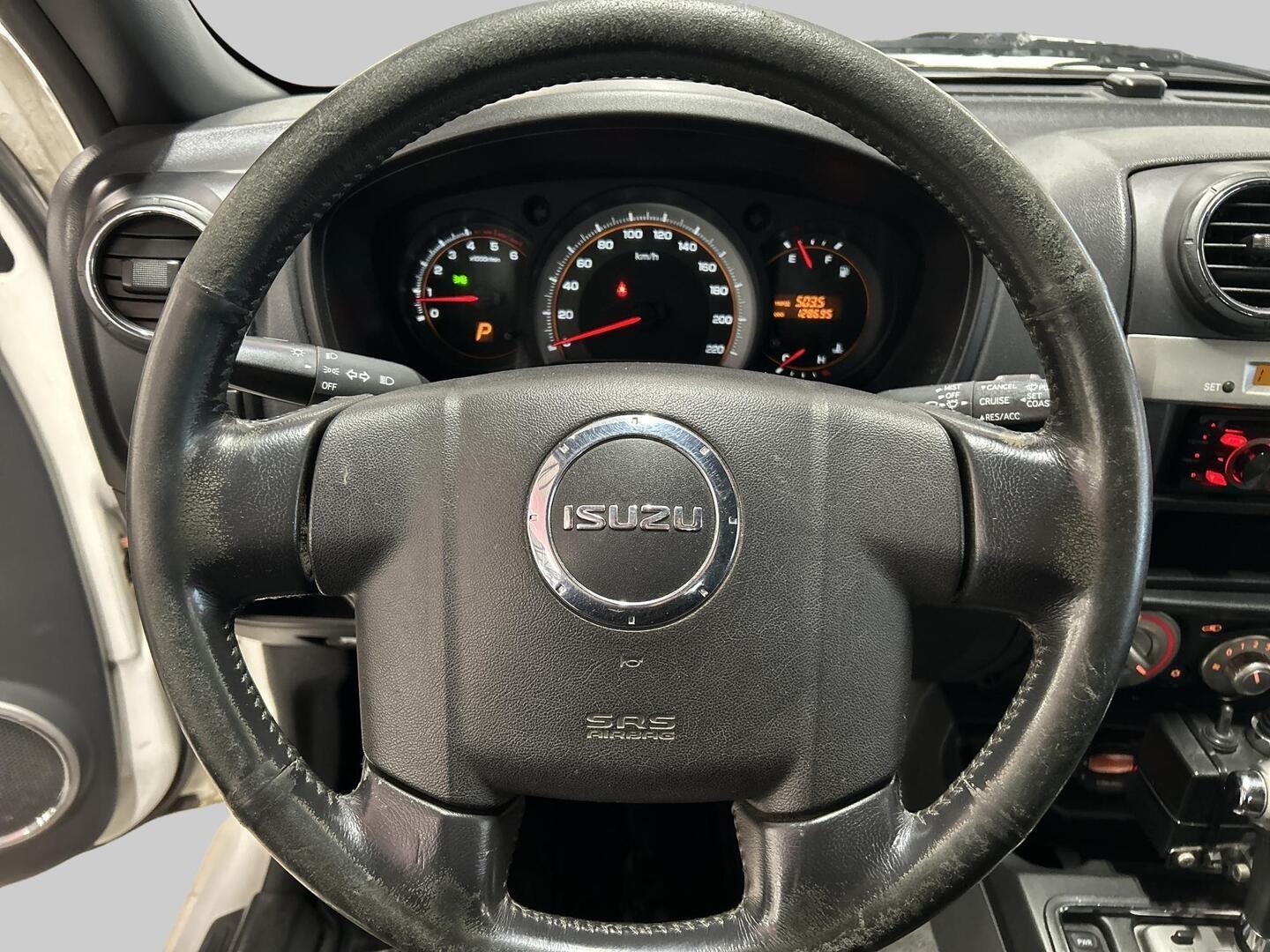 ISUZU D-Max 2012
