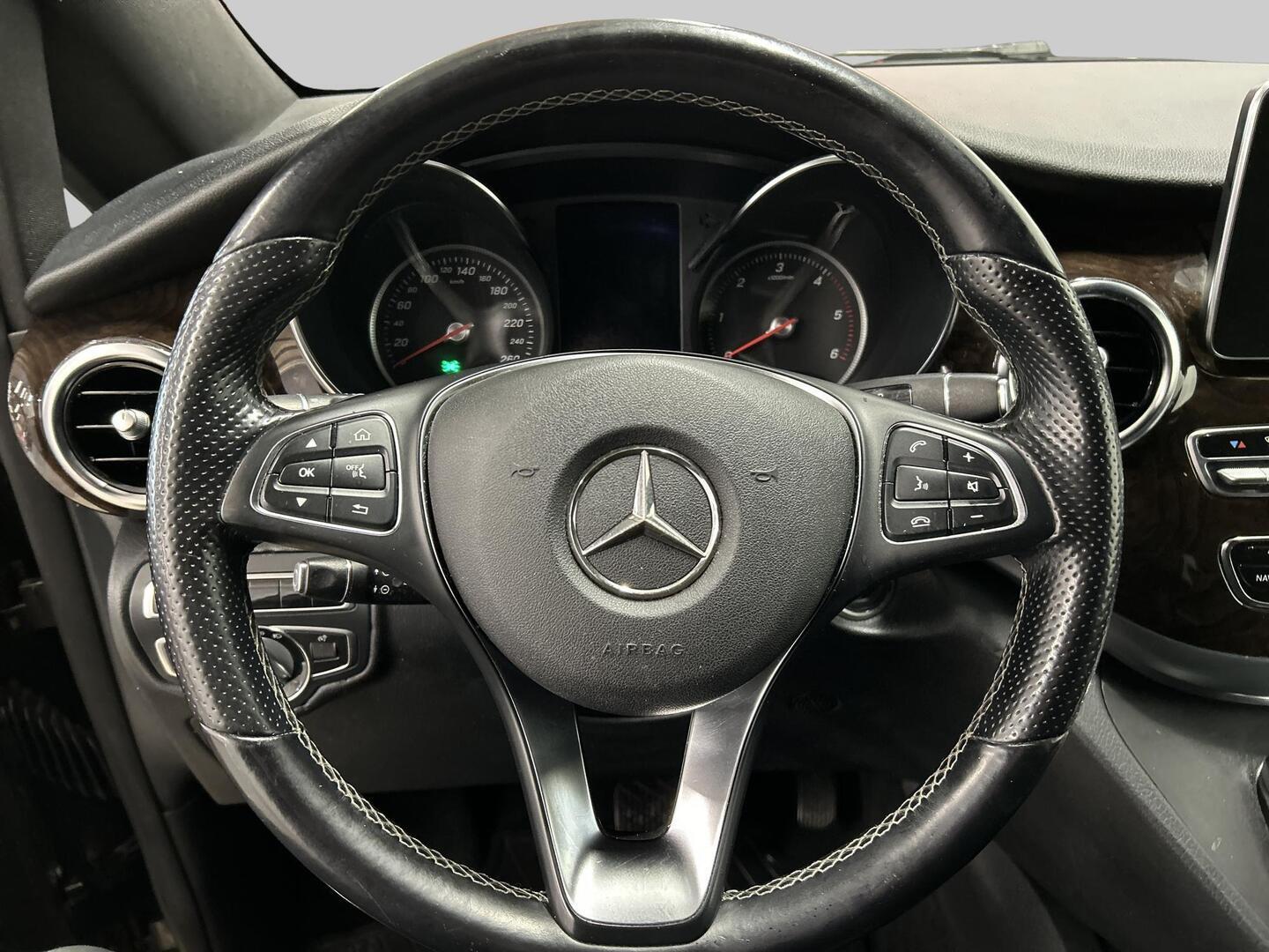 MERCEDES-BENZ V 2014