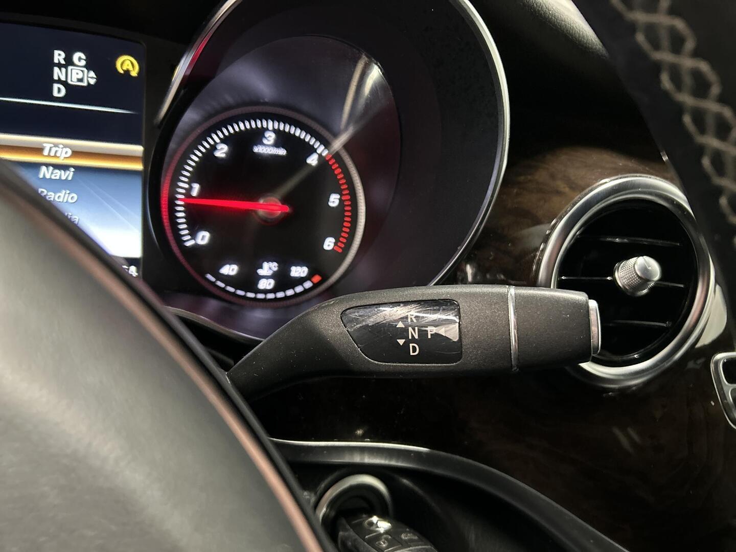 MERCEDES-BENZ V 2014