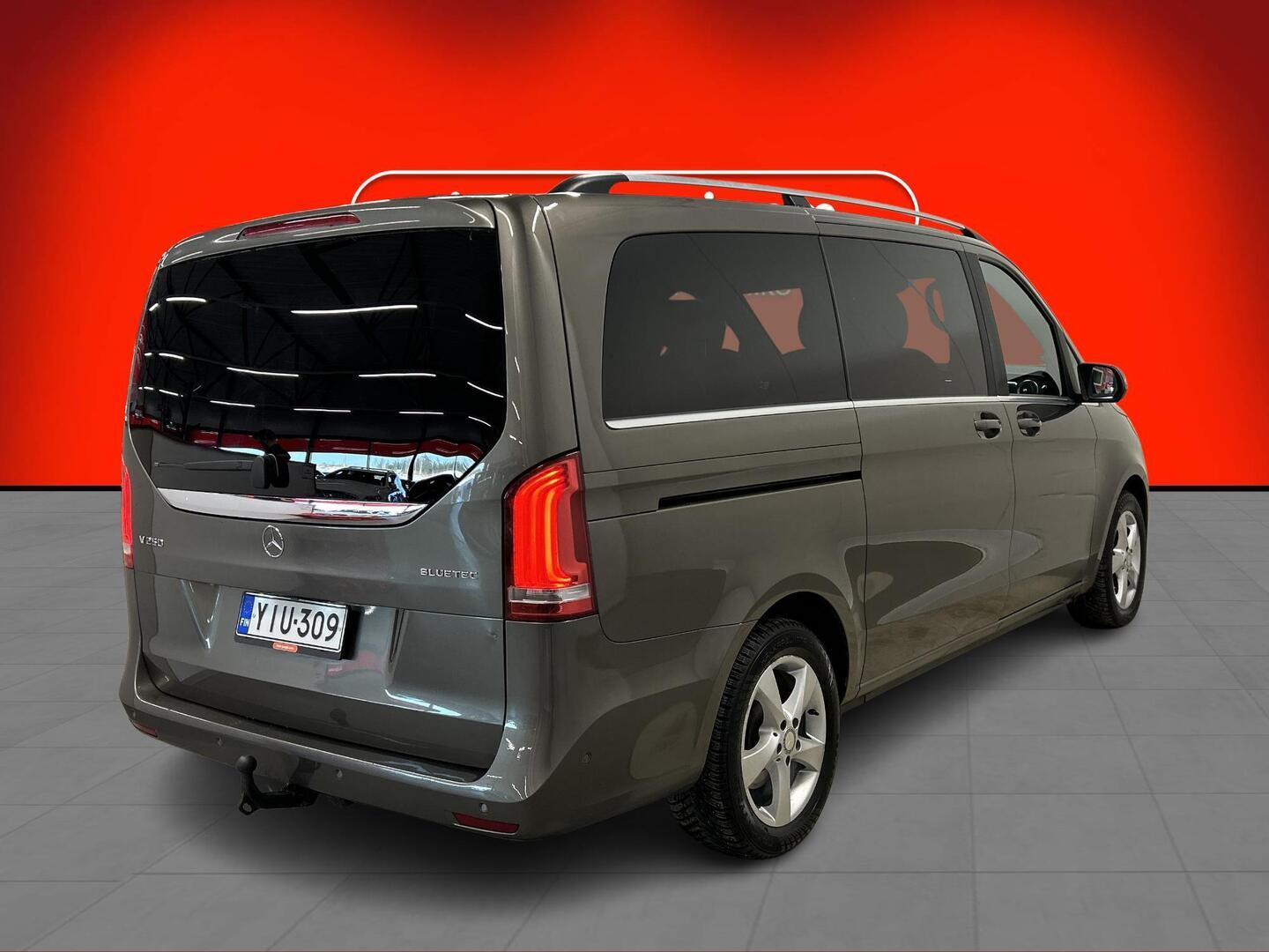 MERCEDES-BENZ V 2014