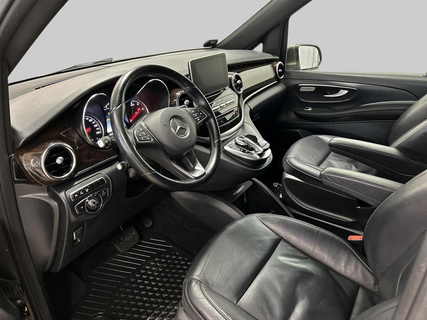 MERCEDES-BENZ V 2014