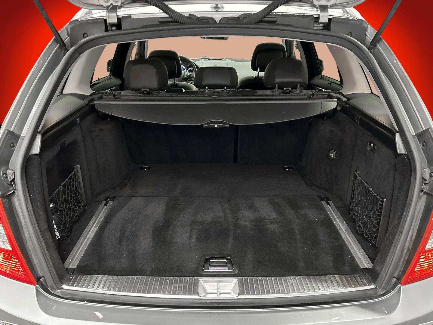 MERCEDES-BENZ C 2010