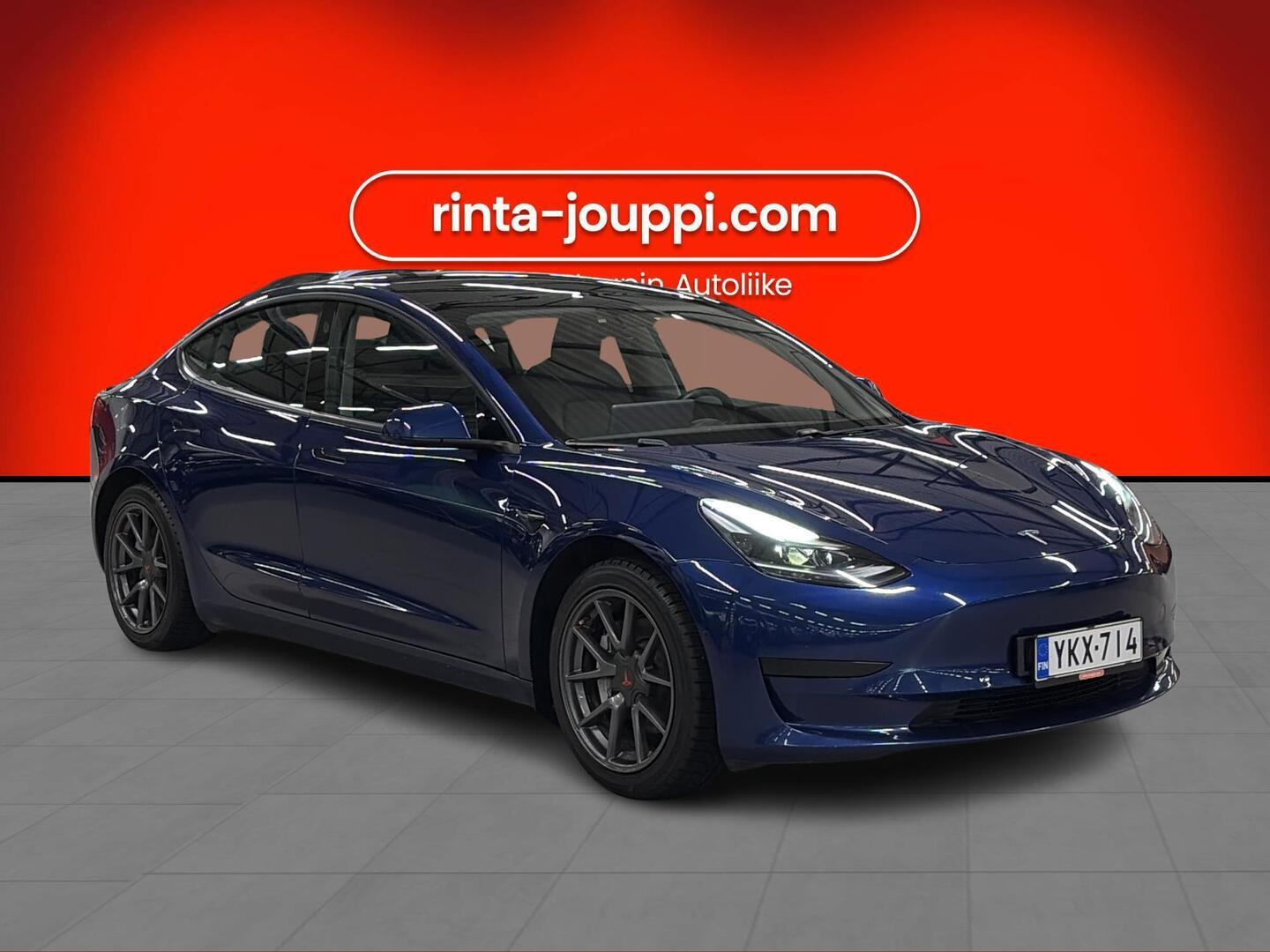 TESLA Model 3 2021