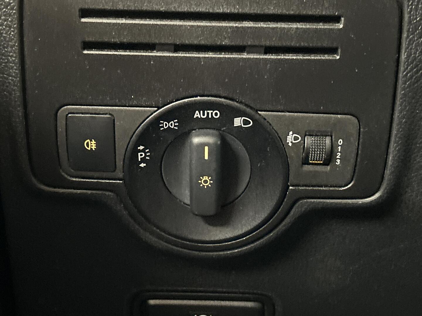 MERCEDES-BENZ Vito 2016