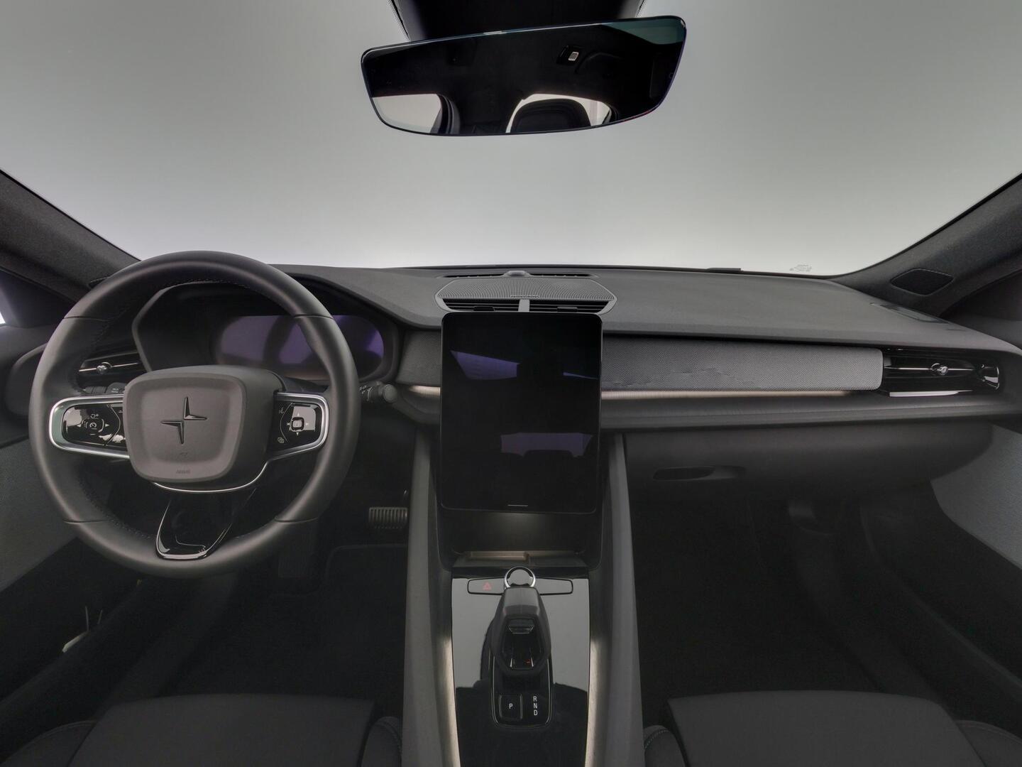 POLESTAR 2 2024