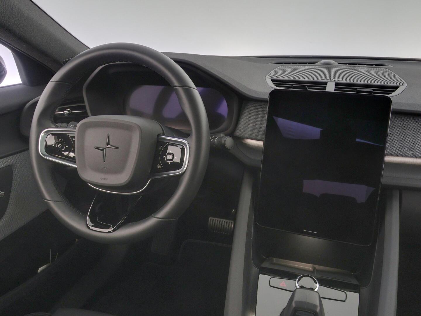 POLESTAR 2 2024