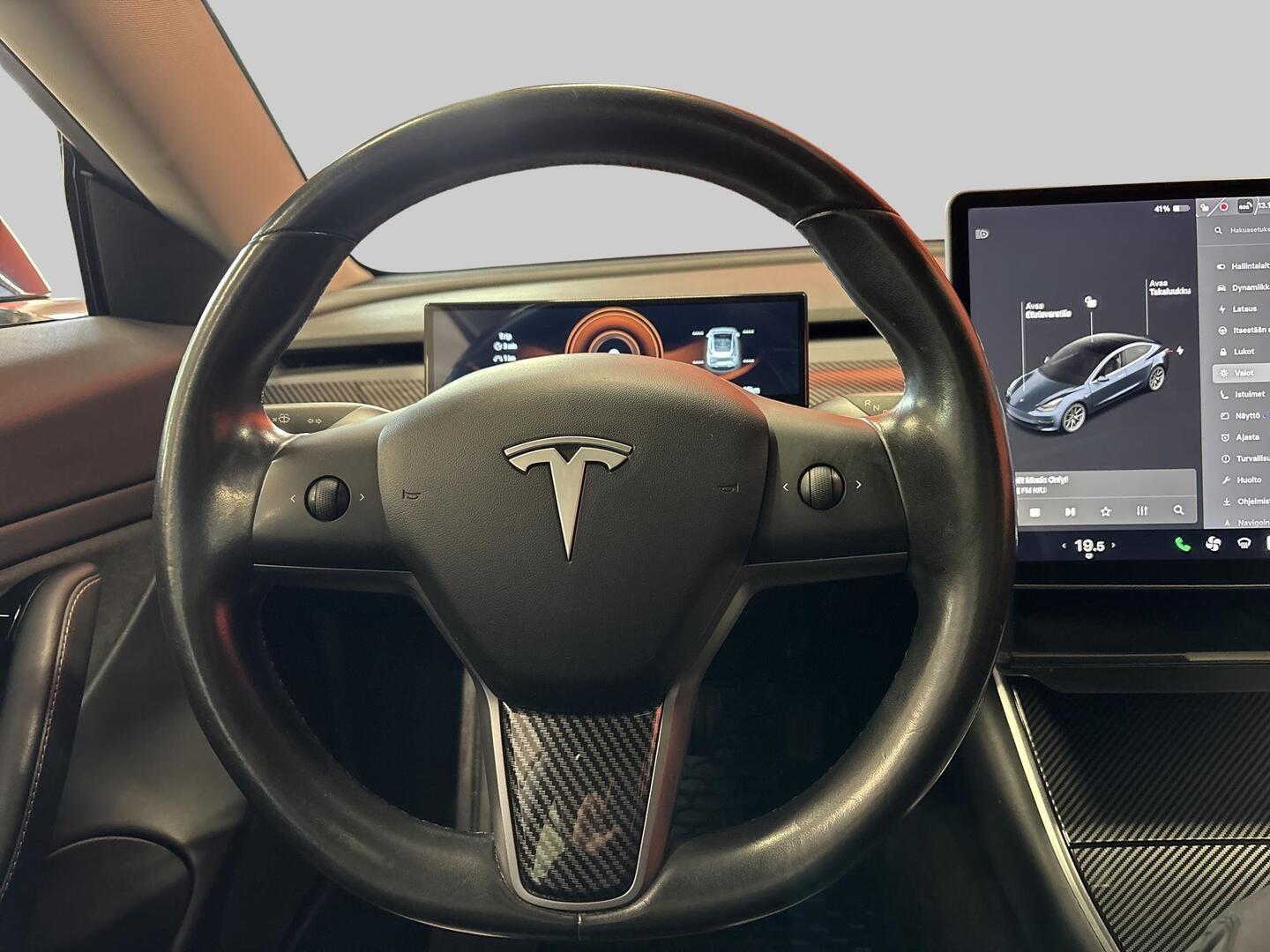 TESLA Model 3 2019