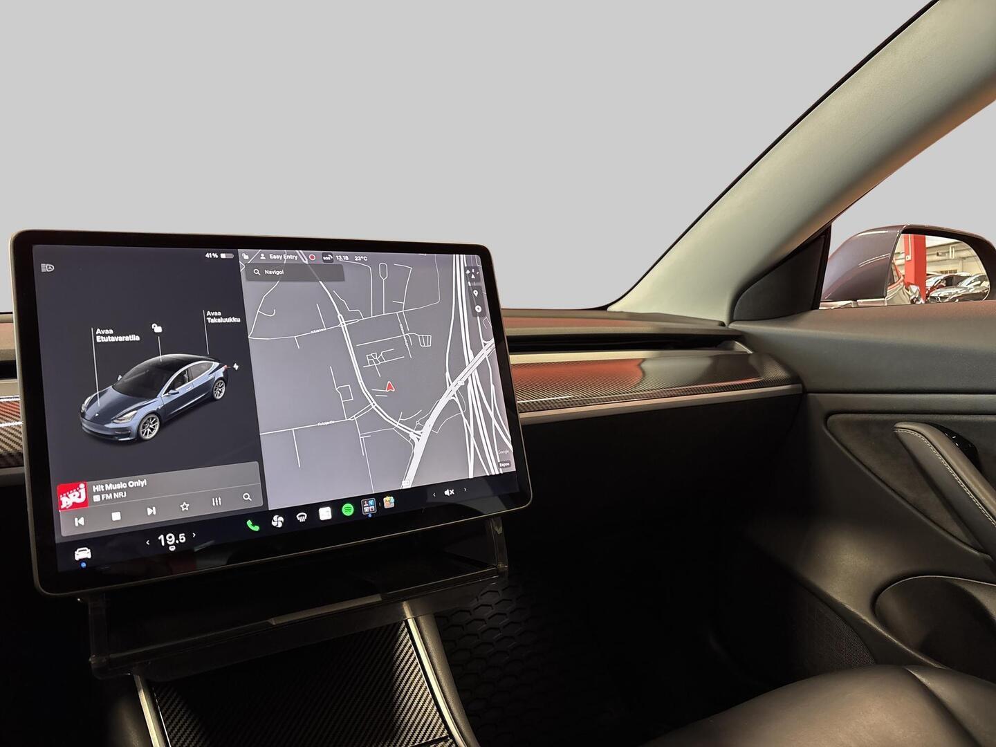 TESLA Model 3 2019