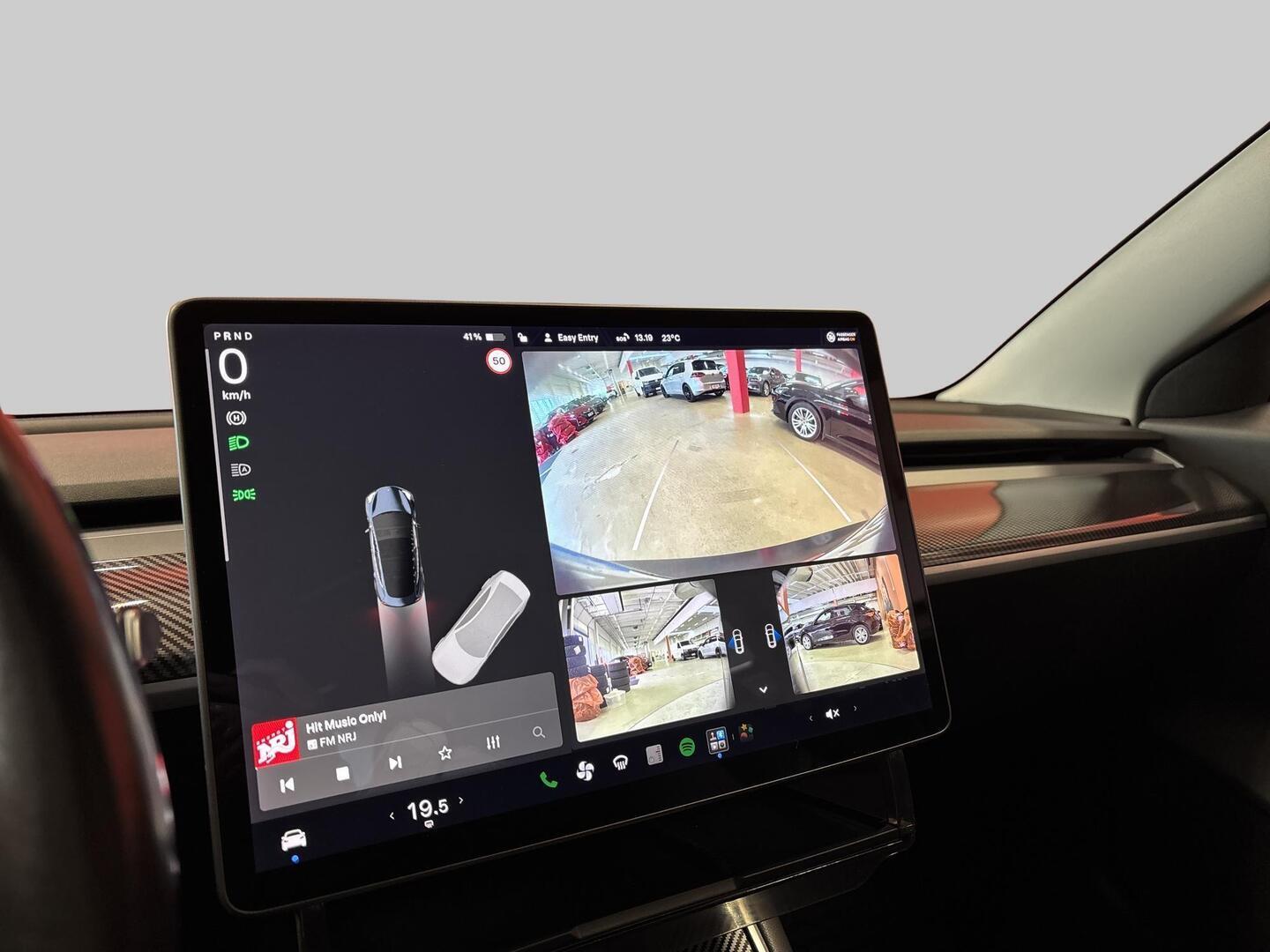 TESLA Model 3 2019