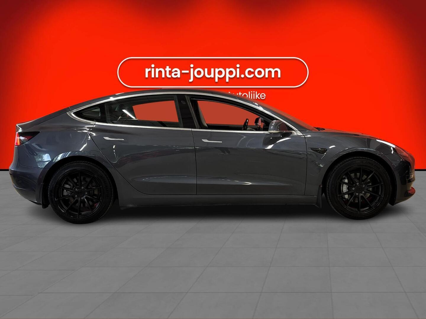 TESLA Model 3 2019