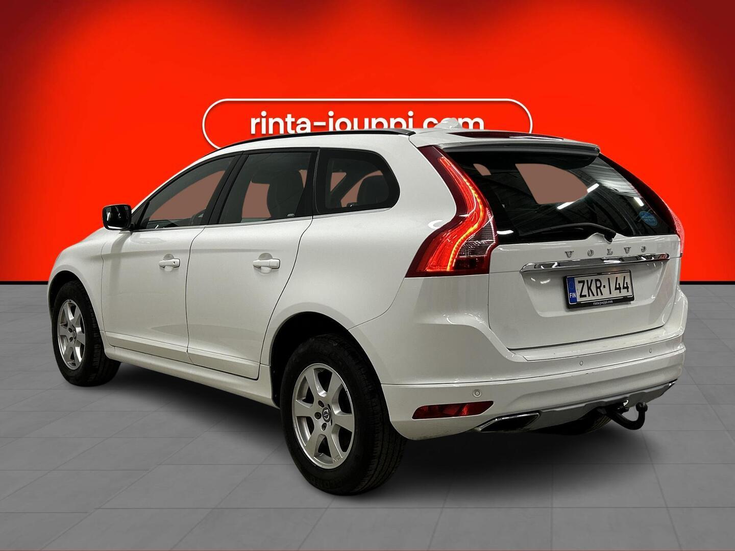 VOLVO XC60 2016