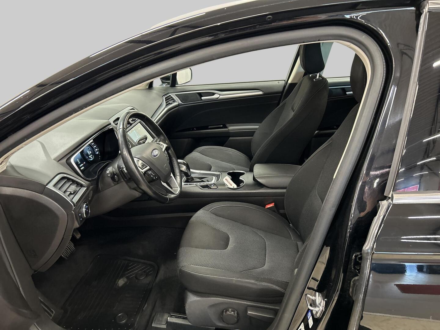 FORD Mondeo 2019