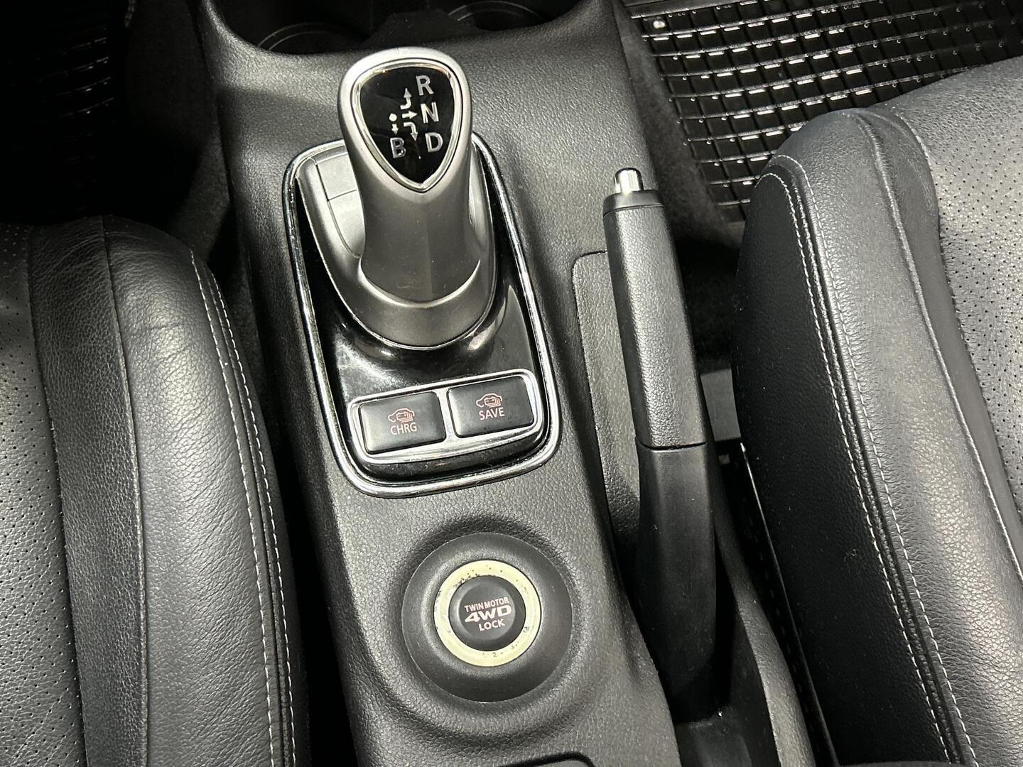 MITSUBISHI Outlander 2014