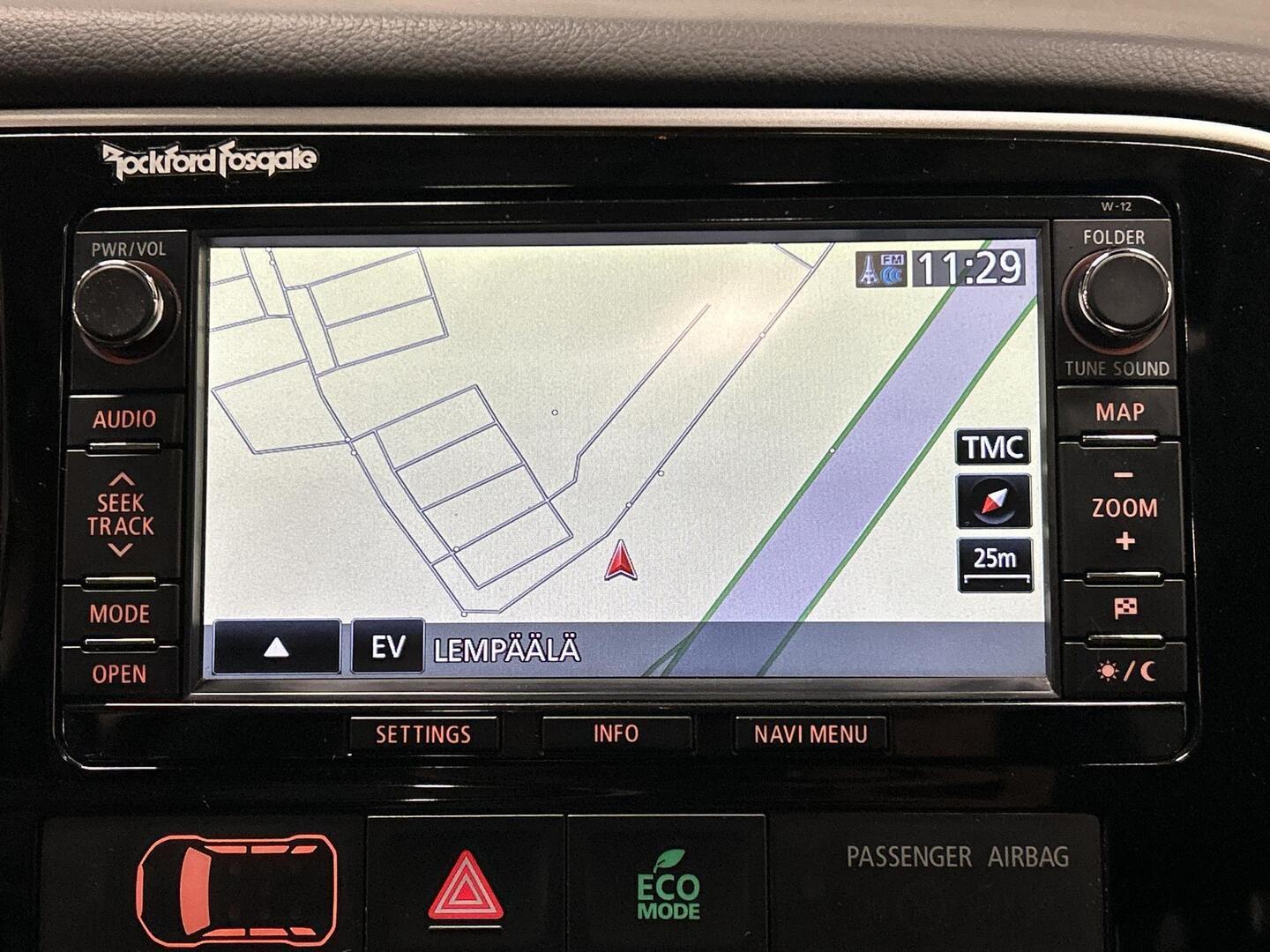 MITSUBISHI Outlander 2014