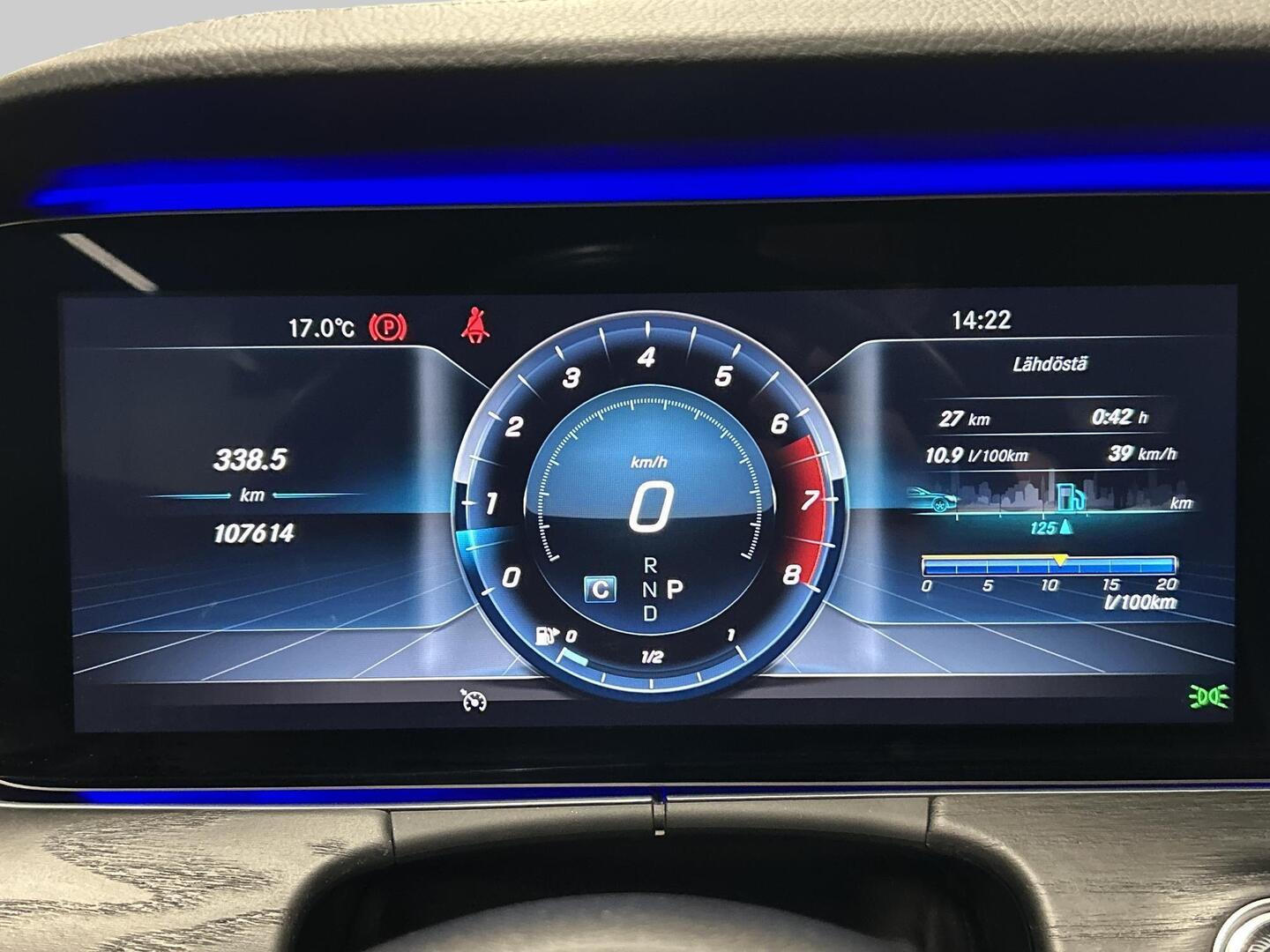MERCEDES-BENZ E 2019