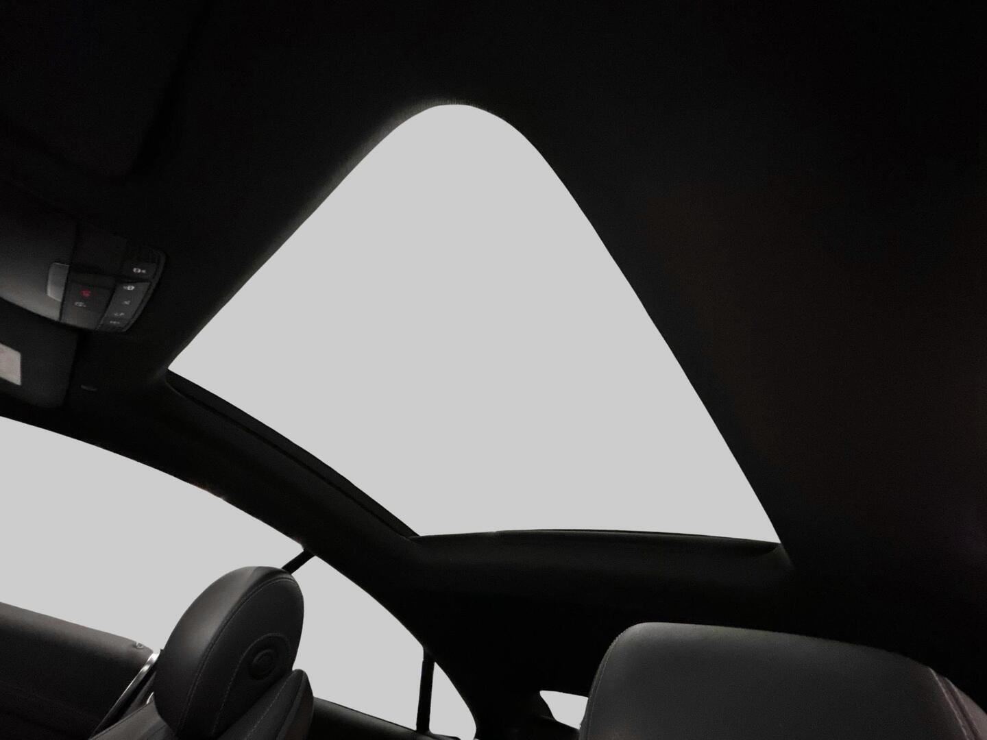 MERCEDES-BENZ E 2019