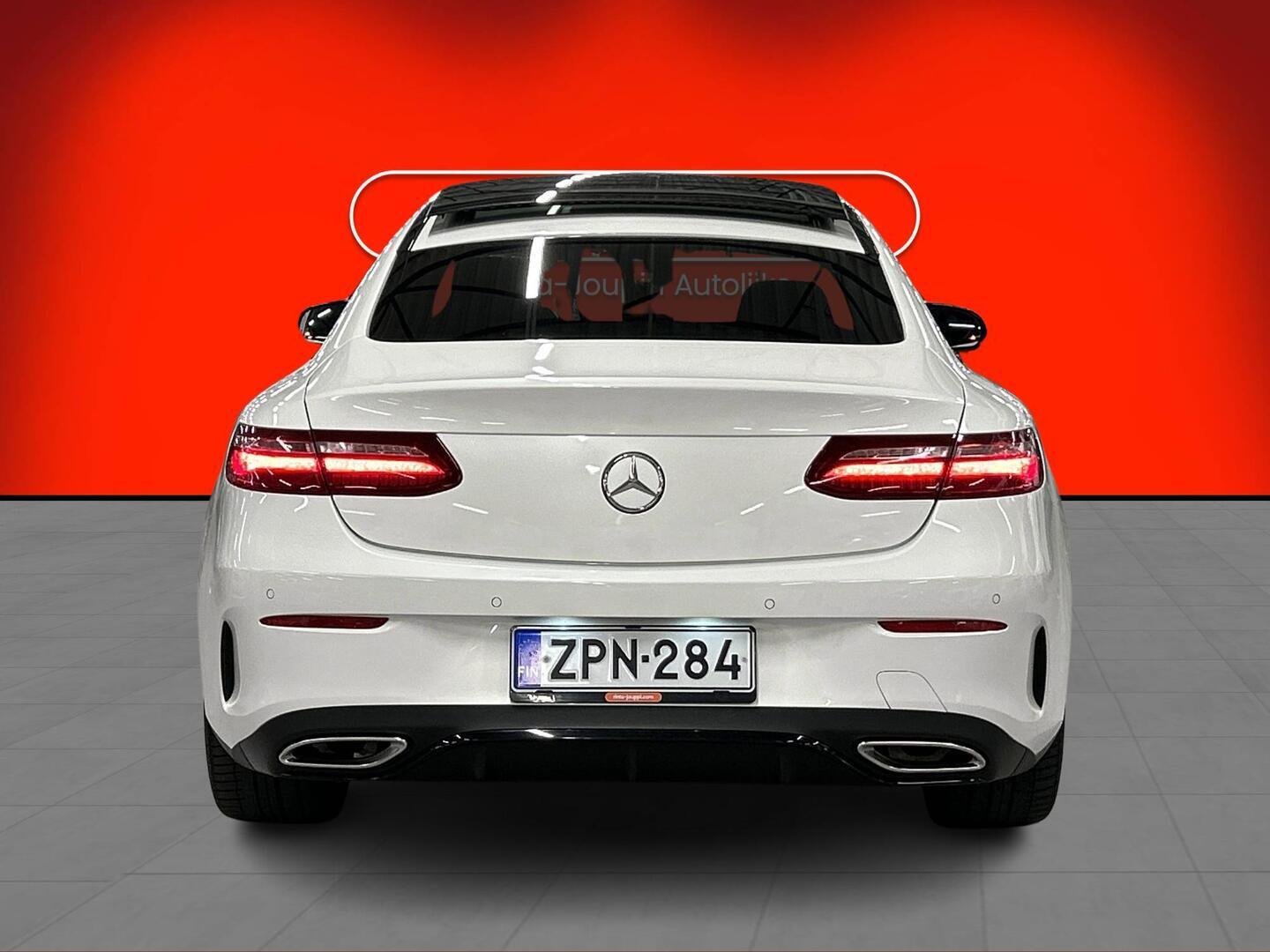 MERCEDES-BENZ E 2019