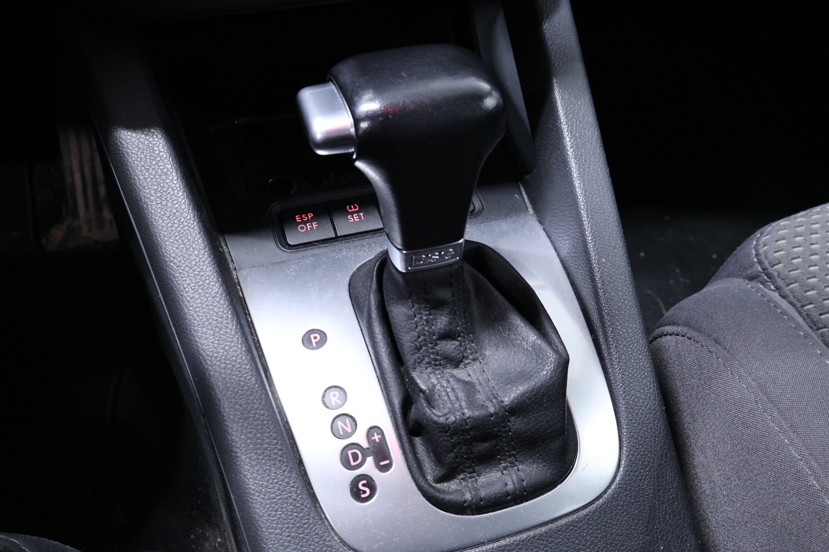 VOLKSWAGEN Golf 2008